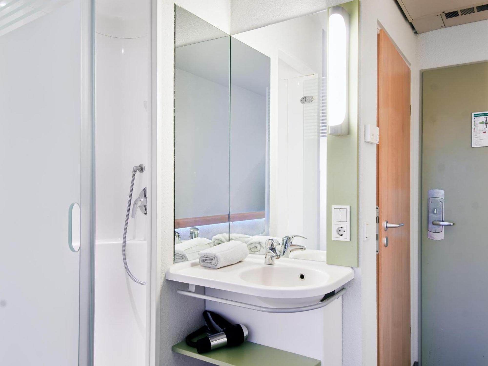 B&B Hotel Wiesbaden-Ost Dış mekan fotoğraf
